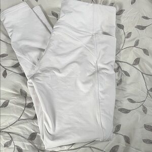 Fabletics White Leggings size Medium